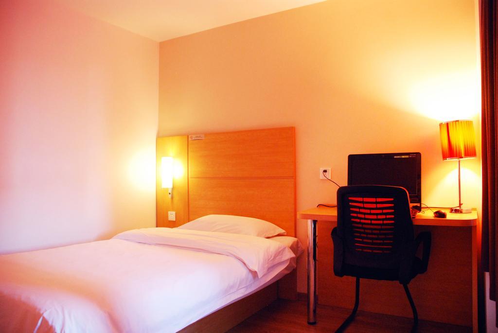 Ibis Changchun Jianshe Street Exterior foto